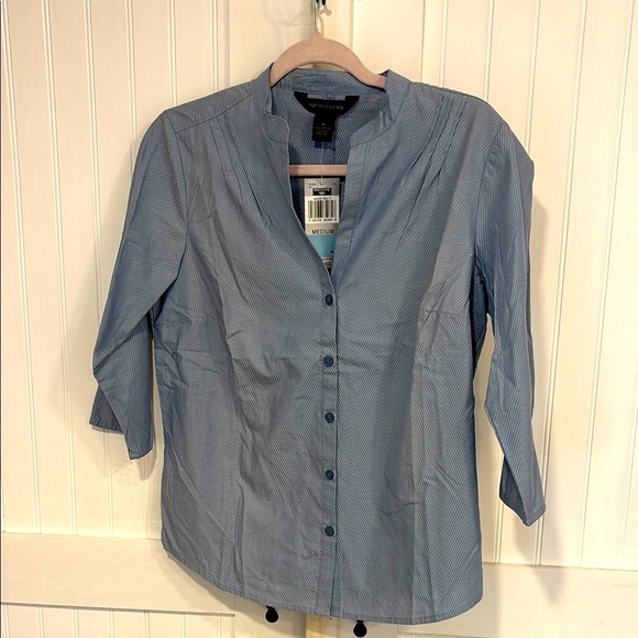 Dockers NWT Blue & white Striped Button-Up Blouse 100% cotton size M - Picture 1 of 7